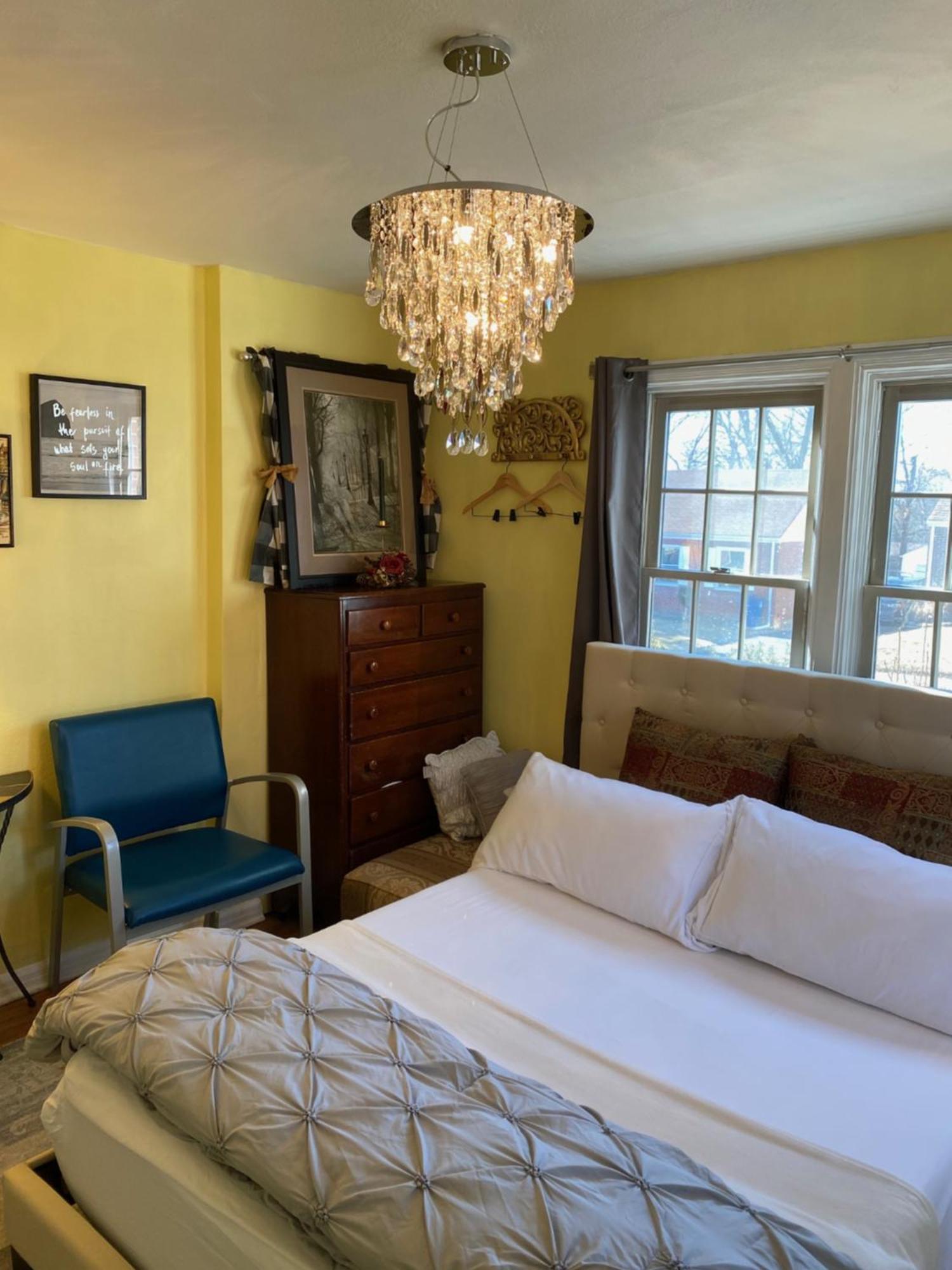 Cozy Room Near Airport & Highway Сент-Луис Номер фото